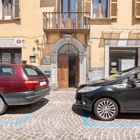 Guesthost - Corso 264 Daire